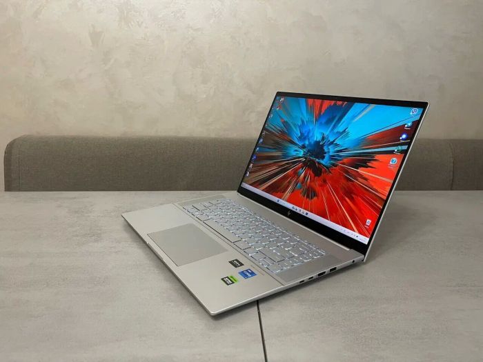 Ігровий ноутбук HP Envy 16-h1055cl / 16" (2560x1600) IPS Touch / Intel Core i7-13700H (14 (20) ядер по 2.4 - 5.0 GHz) / 64 GB DDR5 / 2000 GB SSD M.2 / nVidia GeForce RTX 4060, 8 GB GDDR6, 128-bit / WebCam / USB 3.2 / HDMI б/в - зображення 3