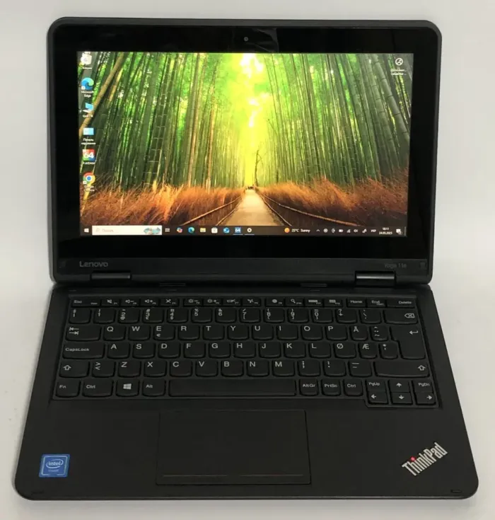 Нетбук-трансформер Lenovo ThinkPad Yoga 11e G3 / 11.6" (1366x768) IPS Touch / Intel Celeron N3160 (4 ядра по 1.6 - 2.24 GHz) / 4 GB DDR3 / 128 GB SSD / Intel HD Graphics / WebCam / Win 10 Pro б/в - зображення 2