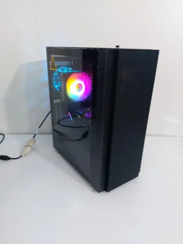 Ігровий ПК Vinga Tomcat Tower NEW / Intel Xeon E3-1240 v5 (аналог Intel Core i7-6700) (4 (8) ядра по 3.5 - 3.9 GHz) / 16 GB DDR4 NEW / 960 GB SSD NEW / AMD Radeon RX 5700, 8 GB GDDR6, 256-bit / 1350W б/в - зображення 3