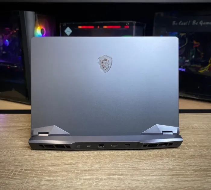 Ігровий ноутбук MSI GE66 Raider / 15.6" (1920x1080) IPS / Intel Core i7-10750H (6 (12) ядер по 2.6 - 5.0 GHz) / 32 GB DDR4 / 1000 GB SSD / nVidia GeForce RTX 2070 Super, 8 GB GDDR6, 256-bit / WebCam б/в - зображення 7