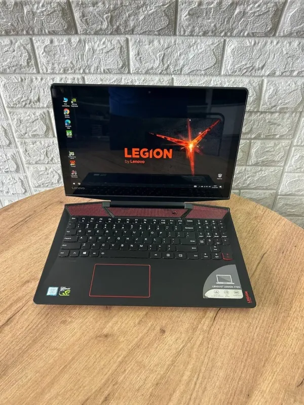 Ігровий ноутбук Lenovo Legion Y720-15IKB / 15.6" (1920x1080) IPS / Intel Core i7-7700HQ (4 (8) ядра по 2.8 - 3.8 GHz) / 8 GB DDR4 / 256 GB SSD / nVidia GeForce GTX 1060, 6 GB GDDR5, 192-bit / WebCam б/в - зображення 2