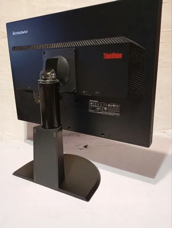 Комплект ПК: Lenovo ThinkCentre E73 Tower / Intel Core i3-4170 (2 (4) ядра по 3.7 GHz) / 8 GB DDR3 / 500 GB HDD / Intel HD Graphics 4400 + Монітор Lenovo ThinkVision L2251pwD / 22" (1920x1080) TN / 1x DVI, 1x VGA / VESA 100x100 б/в - зображення 8