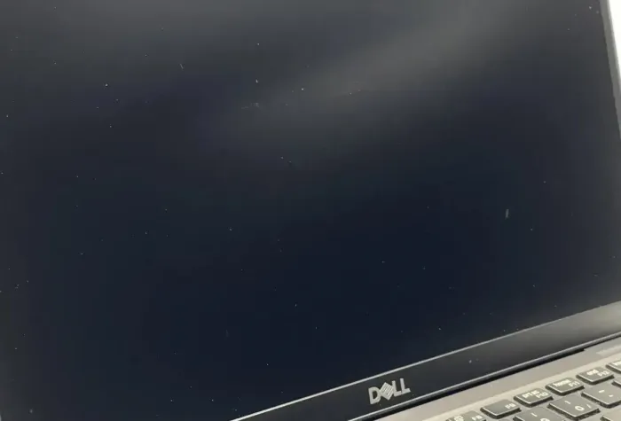 Ультрабук Dell Latitude 5400 / 14" (1920x1080) IPS / Intel Core i5-8365U (4 (8) ядра по 1.6 - 4.1 GHz) / 8 GB DDR4 / 256 GB SSD / Intel UHD Graphics 620 / WebCam / Win 10 Pro б/в - зображення 7