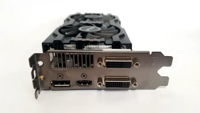 Дискретна відеокарта AMD Radeon R9 270, 2 GB GDDR5, 256-bit / DisplayPort, DVI, HDMI б/в - зображення 3