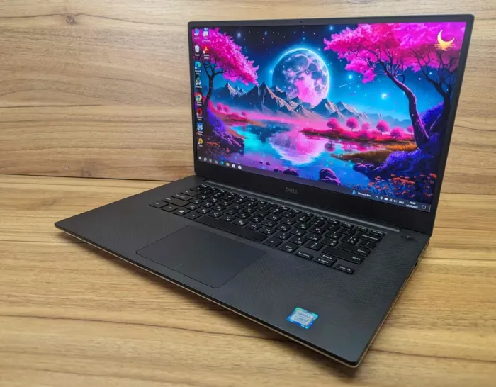 Мобільна робоча станція Dell Precision 5540 / 15.6" (1920x1080) IPS / Intel Core i7-9850H (6 (12) ядер по 2.6 - 4.6 GHz) / 32 GB DDR4 / 512 GB SSD / nVidia Quadro T1000, 4 GB GDDR6, 128-bit / WebCam / HDMI / Windows 10 б/в - зображення 5