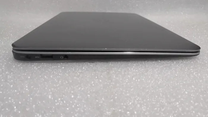 Ультрабук Б-клас Dell / 13.3" IPS / Core i5-3337U (2(4) ядра по 1.8-2.7 GHz) / 8GB DDR3 / 250GB SSD / HD Graphics 4000 / WebCam / Mini DisplayPort б/в - зображення 6