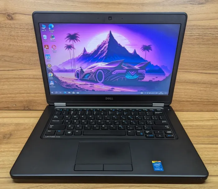 Ноутбук Dell Latitude E5450 / 14" (1366x768) TN / Intel Core i5-5200U (2 (4) ядра по 2.2 - 2.7 GHz) / 8 GB DDR3 / 240 GB SSD / Intel HD Graphics 5500 / WebCam / Windows 10 б/в - зображення 2