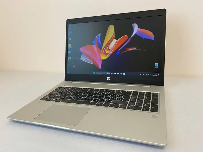 Ноутбук HP ProBook 455R G6 / 15.6" (1366x768) TN / AMD Ryzen 3 3200U (2 (4) ядра по 2.6 - 3.5 GHz) / 8 GB DDR4 / 128 GB SSD / AMD Radeon Vega 3 Graphics / WebCam / HDMI б/в - зображення 3