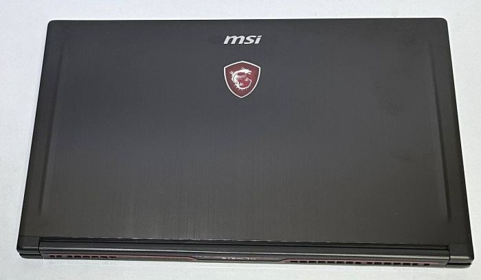 Ігровий ноутбук Б-класу MSI GS63 Stealth 8RE / 15.6" (1920x1080) IPS / Intel Core i7-8750H (6 (12) ядер по 2.2 - 4.1 GHz) / 16 GB DDR4 / 512 GB SSD / nVidia GeForce GTX 1060, 6 GB GDDR5, 192-bit / WebCam / Win 11 Pro б/в - изображение 6