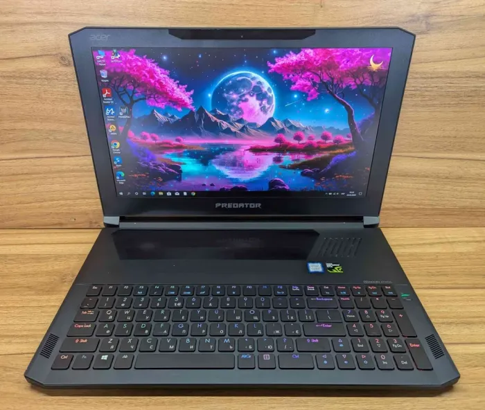 Ігровий ноутбук Acer Predator Triton 700 / 15.6" (1920x1080) IPS / Intel Core i7-7700HQ (4 (8) ядра по 2.8 - 3.8 GHz) / 32 GB DDR4 / 512 GB SSD + 512 GB SSD / nVidia GeForce GTX 1080, 8 GB GDDR5X, 256-bit / WebCam / Windows 10 б/в - зображення 2