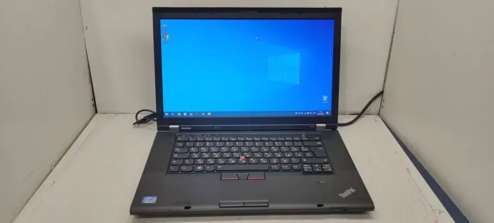 Ноутбук Б-клас Lenovo ThinkPad T530 / 15.6" (1366x768) TN / Intel Core i7-3520M (2(4) ядра по 2.9-3.6 GHz) / 8 GB DDR3 / 256 GB SSD / HD Graphics 4000 / WebCam б/в - зображення 2