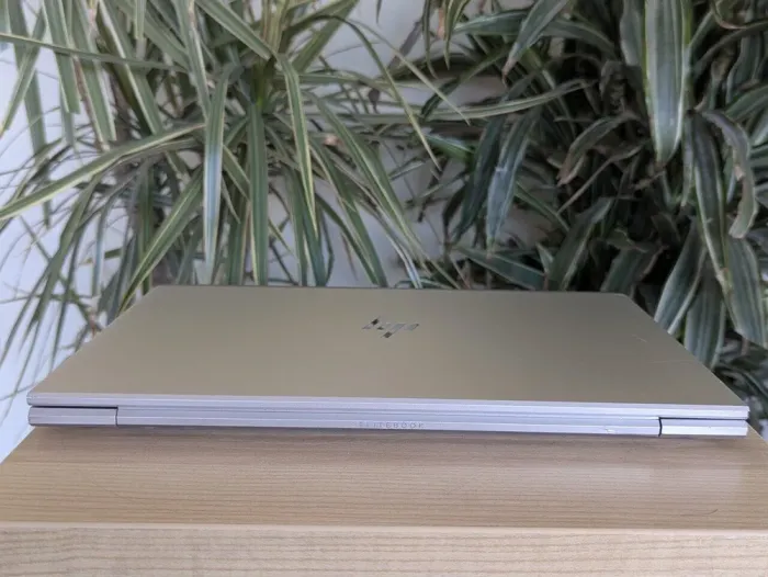 Ультрабук Б-клас HP EliteBook MT46 Mobile Thin Client / 14" (1920x1080) IPS / AMD Ryzen 3 Pro 4450U (4 (8) ядра по 2.5 - 3.7 GHz) / 16 GB DDR4 / 256 GB SSD / AMD Radeon Graphics / WebCam б/в - зображення 10