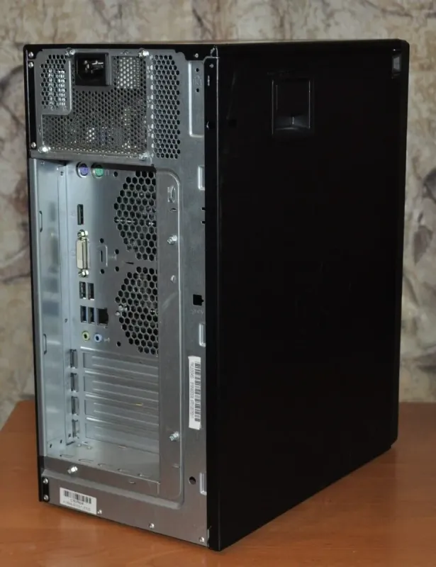 Комп'ютер Fujitsu Esprimo P558 E85 Tower / Intel Core i5-8400 (6 ядер по 2,8 - 4,0 ГГц) / 16 ГБ DDR4 / 500 ГБ SSD / Intel UHD Graphics 630 / DVD-ROM б/в - изображение 5