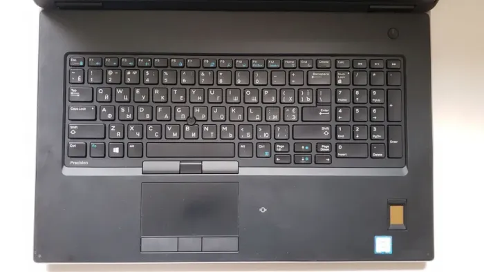 Мобільна робоча станція Б-клас Dell Precision 7730 / 17.3" (1920x1080) IPS / Intel Core i7-8850H (6 (12) ядер по 2.6 - 4.3 GHz) / 32 GB DDR4 / 128 GB SSD M.2 + 512 GB SSD M.2 / nVidia Quadro P3200, 6 GB GDDR5, 192-bit / WebCam б/в - зображення 3