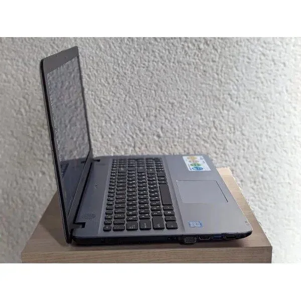 Ноутбук Б-клас Asus VivoBook X541U / 15.6" (1366x768) TN / Intel Core i5-7200U (2 (4) ядра по 2.5 - 3.1 GHz) / 12 GB DDR3 / 128 GB SSD / Intel HD Graphics 520 / WebCam б/в - зображення 5