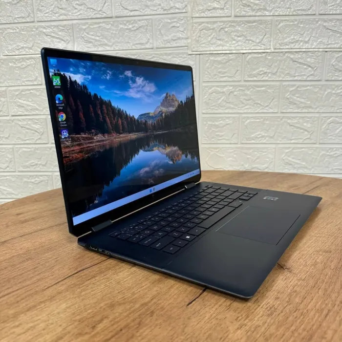 Ультрабук-трансформер Б-клас HP Spectre 16-f0013dx x360 Blue / 16" (3072x1920) IPS Touch / Intel Core i7-11390H (4 (8) ядра по 2.9 - 5.0 GHz) / 16 GB DDR4 / 512 GB SSD NVMe / Intel Iris Xe / WebCam б/в - зображення 4