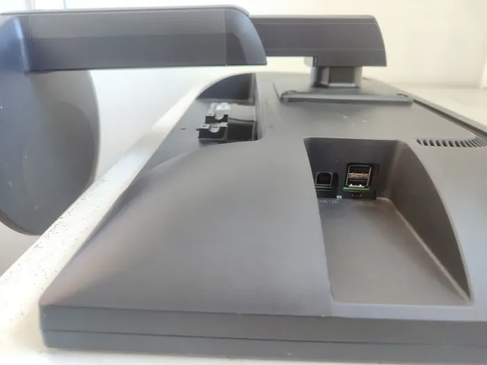 Монітор LG 23MB35PY-B / 23" (1920x1080) IPS / USB-Hub, VGA, DVI, DisplayPort, Audio / Вбудовані колонки 2x 1W / VESA 75x75 б/в - зображення 6