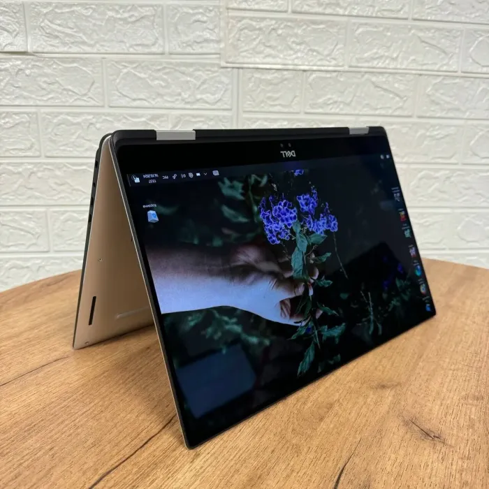 Ігровий ультрабук-трансформер Б-клас Dell XPS 15 9575 / 15.6" (1920x1080) IPS Touch / Intel Core i7-8705G (4 (8) ядра по 3.1 - 4.1 GHz) / 16 GB DDR4 / 512 GB SSD / AMD Radeon RX Vega M GL, 4 GB HBM2, 1024-bit / WebCam б/в - зображення 8