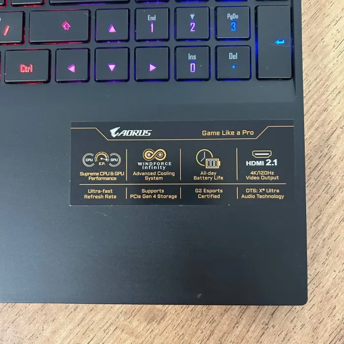 Ігровий ноутбук Б-клас Gigabyte Aorus 15P XD / 15.6" (1920x1080) IPS / Intel Core i7-11800H (8 (16) ядер по 2.3 - 4.6 GHz) / 32 GB DDR4 / 1000 GB SSD / nVidia GeForce RTX 3070, 8 GB GDDR6, 256-bit / WebCam б/в - зображення 8