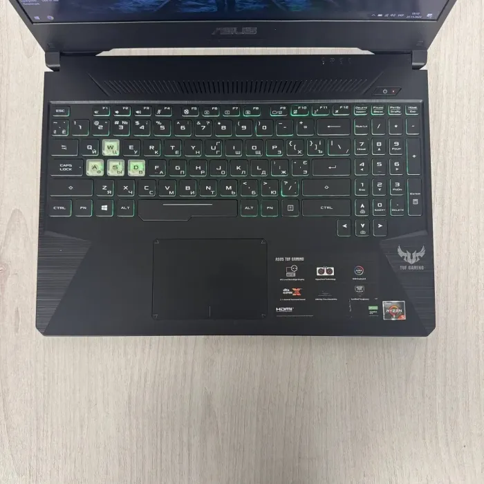 Ігровий ноутбук Asus TUF FX505DT / 15,6" (1920x1080) IPS / AMD Ryzen 5 3550H (4 (8) ядра по 2,1 - 3,7 ГГц) / 8 ГБ DDR4 / 512 ГБ SSD / nVidia GeForce GTX 1650, 4 ГБ GDDR5, 128-біт / Веб-камера б/в - зображення 3