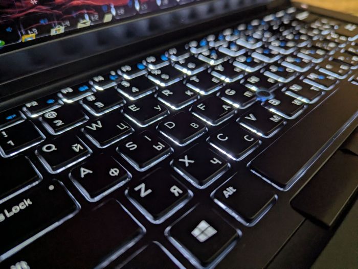 Ультрабук Dell Latitude 5480 / 14" (1920x1080) IPS Touch / Intel Core i5-7440HQ (4 ядра по 2.8 - 3.8 GHz) / 16 GB DDR4 / 512 GB SSD / nVidia GeForce 930MX, 2 GB DDR3, 64-bit / WebCam / Windows 10 б/в - зображення 6