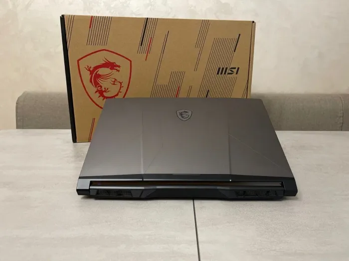 Ігровий ноутбук MSI Pulse GL66 11UCK-234US / 15.6" (1920x1080) IPS / Intel Core i5-11400H (6 (12) ядер по 4.5 GHz) / 16 GB DDR4 / 512 GB SSD M.2 / nVidia GeForce RTX 3050, 4 GB GDDR6, 128-bit / WebCam б/в - зображення 7