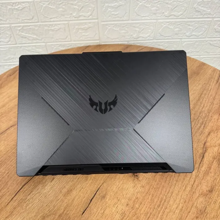 Ігровий ноутбук Asus TUF Gaming F15 FX506LHB / 15.6" (1920x1080) IPS / Intel Core i5-10300H (4 (8) ядра по 2.5 - 4.5 GHz) / 16 GB DDR4 / 512 GB SSD NVMe / nVidia GeForce GTX 1650, 4 GB GDDR6, 128-bit / WebCam б/в - зображення 3