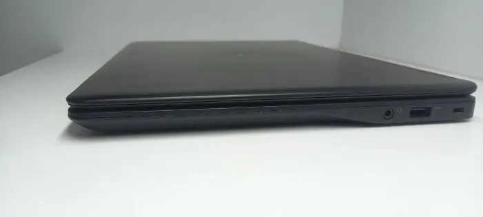 Ультрабук Dell Latitude E7450 / 14" (1920x1080) IPS / Intel Core i5-5300U (2 (4) ядра по 2.3 - 2.9 GHz) / 8 GB DDR3 / 240 GB SSD / Intel HD Graphics 5500 / WebCam б/в - зображення 4