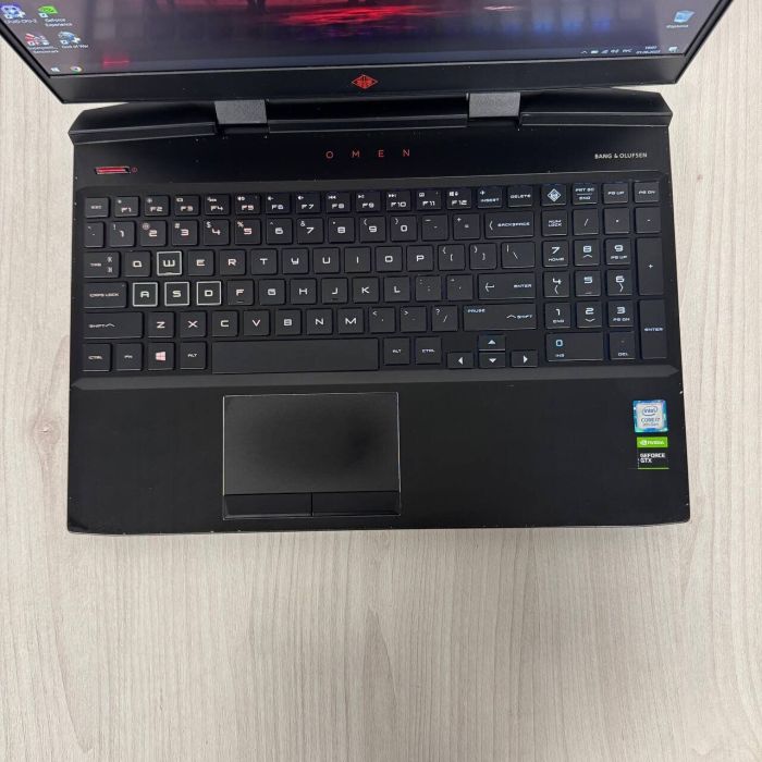 Ігровий ноутбук Б-клас HP Omen 15-dc1088wm / 15.6" (1920x1080) IPS / Intel Core i7-9750H (6 (12) ядер по 2.6 - 4.5 GHz) / 16 GB DDR4 / 256 GB SSD NVMe / nVidia GeForce GTX 1660 Ti, 6 GB GDDR6, 192-bit / WebCam б/в - зображення 7