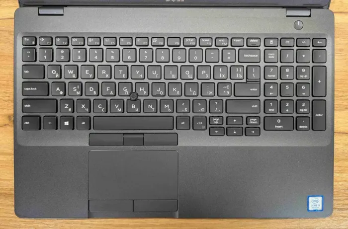 Мобільна робоча станція Dell Precision 3541 / 15,6" (1920x1080) IPS / Intel Core i5-9400H (4 (8) ядра по 2,5 - 4,3 ГГц) / 32 ГБ DDR4 / 512 ГБ SSD / nVidia Quadro P620, 4 ГБ GDDR5, 128-біт / WebCam / Windows 10 б/в - зображення 3