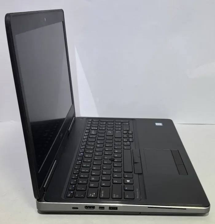 Мобільна робоча станція Dell Precision 7520 / 15,6" (1920x1080) IPS / Intel Core i7-7820HQ (4 (8) ядра по 2,9 - 3,9 ГГц) / 16 ГБ DDR4 / 256 ГБ SSD / nVidia Quadro M1200, 4 ГБ GDDR5, 128-біт / WebCam б/в - зображення 5