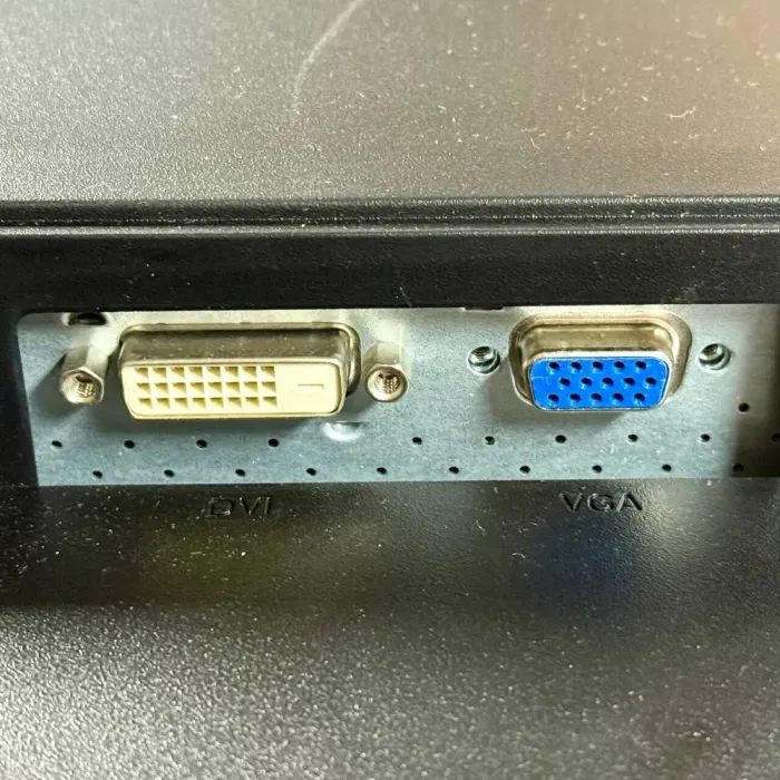 Комплект ПК: HP Z200 Workstation SFF / Intel Core i5-660 (2 (4) ядра по 3.3 - 3.6 GHz) / 12 GB DDR3 / 120 GB SSD + 500 GB HDD / Intel HD Graphics / DVD-ROM + Монітор Б-клас HP S2031a / 20" (1600x900) TN + Клавіатура, мишка, кабелі б/в - зображення 10