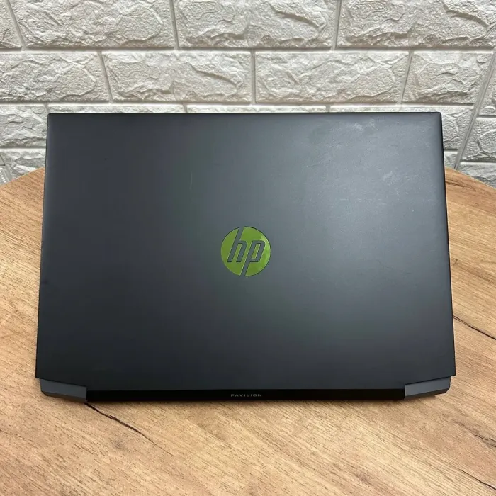 Ігровий ноутбук Б-клас HP Pavilion Gaming 15-ec0013dx / 15.6" (1920x1080) TN / AMD Ryzen 5 3550H (4 (8) ядер по 2.1 - 3.7 GHz) / 8 GB DDR4 / 256 GB SSD NVMe / nVidia GeForce GTX 1050, 3 GB GDDR5, 96-bit / WebCam б/в - зображення 3