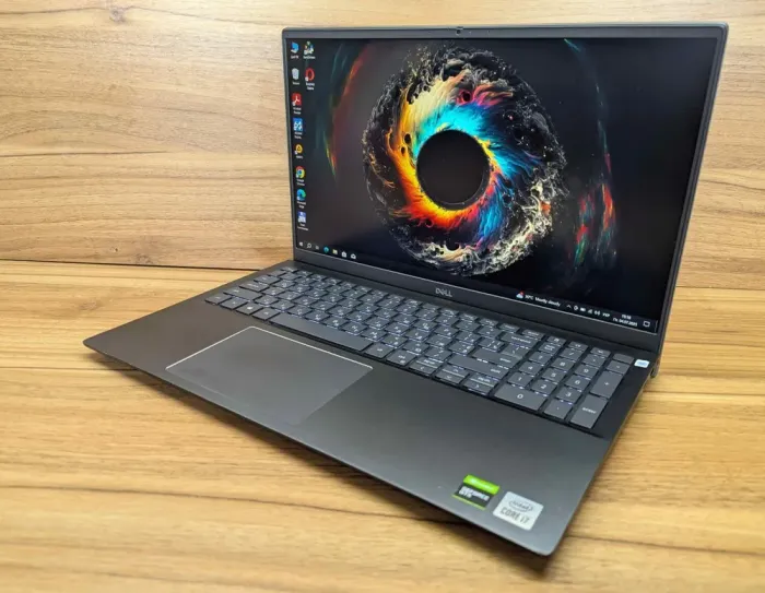 Ігровий ноутбук Dell Vostro 7500 / 15.6" (1920x1080) IPS / Intel Core i7-10750H (6 (12) ядер по 2.6 - 5.0 GHz) / 16 GB DDR4 / 1000 GB SSD / nVidia GeForce GTX 1650 Ti, 4 GB GDDR6, 128-bit / TouchID / WebCam / Windows 10 б/в - зображення 5