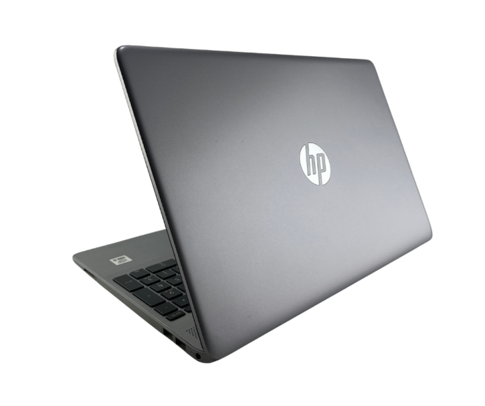 Ноутбук HP 255 G8 / 15.6" (1920x1080) TN / AMD Ryzen 5 3500U (4 (8) ядра по 2.1 - 3.7 GHz) / 16 GB DDR4 / 240 GB SSD / AMD Radeon Vega 8 Graphics / WebCam б/в - зображення 4