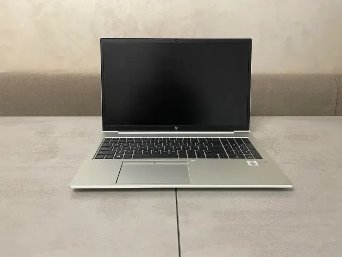 Ультрабук HP EliteBook 850 G7 / 15.6" (1920x1080) IPS / Intel Core i5-10310U (4 (8) ядра по 1.7 - 4.4 GHz) / 16 GB DDR4 / 256 GB SSD M.2 / Intel UHD Graphics / WebCam / HDMI б/в - зображення 5