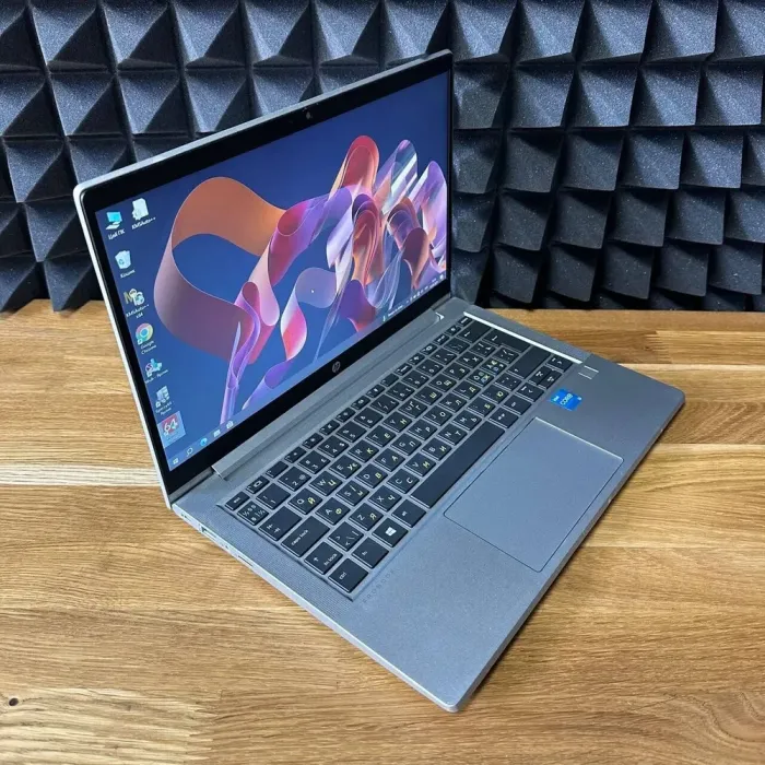 Ультрабук Б-клас HP ProBook 430 G8 / 13.3" (1366x768) TN / Intel Core i3-1115G4 (2 (4) ядра по 4.1 GHz) / 16 GB DDR4 / 256 GB SSD / Intel UHD Graphics / WebCam б/в - зображення 5