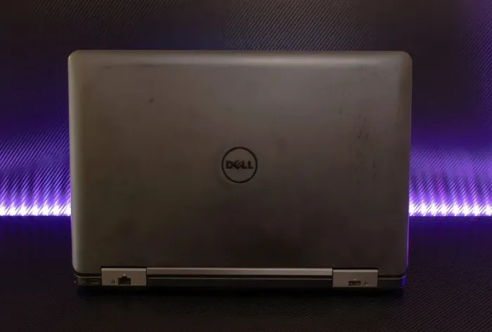 Ноутбук Б-клас Dell Latitude E5540 / 15.6" TN / Core i5-4310U (2(4) ядра по 2-3GHz) / 8GB DDR3 / 120GB SSD / HD Graphics 4400 / WebCam / DVD-ROM / HDMI б/в - зображення 5