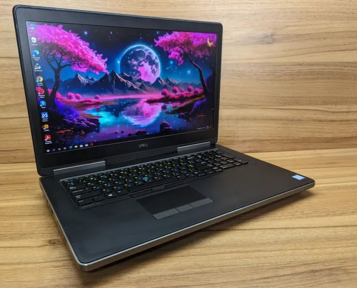 Мобільна робоча станція Dell Precision 7720 / 17.3" (1920x1080) IPS / Intel Core i7-6920HQ (4 (8) 2.9 - 3.8 GHz) / 40 GB DDR4 / 480 GB SSD / nVidia Quadro P3000, 6 GB GDDR5, 192-bit / WebCam / Windows 10 б/в - зображення 4