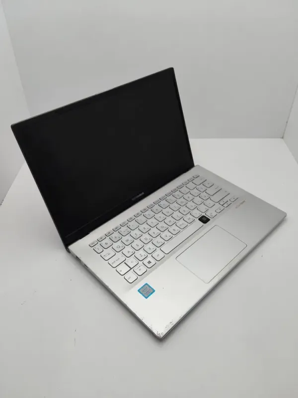 Ноутбук Asus VivoBook 14 X420UA / 14" (1920x1080) TN / Intel Core i3-8130U (2 (4) ядра по 2.2 -3.4 GHz) / 8 GB DDR4 / 240 GB SSD / Intel UHD Graphics 620 / WebCam б/в - зображення 3