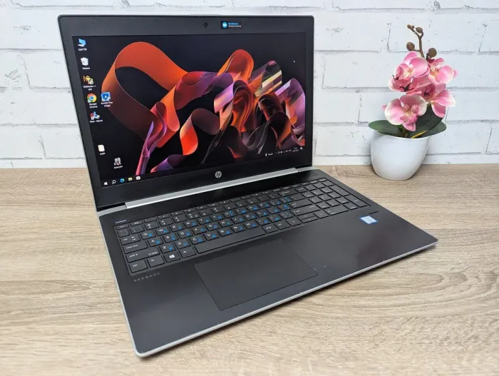 Ноутбук Б-клас HP ProBook 450 G5 / 15.6" (1920x1080) TN / Intel Core i5-8250U (4 (8) ядра по 1.6 - 3.4 GHz) / 16 GB DDR4 / 256 GB SSD + 500 GB HDD / Intel UHD Graphics 620 / WebCam б/в - зображення 5