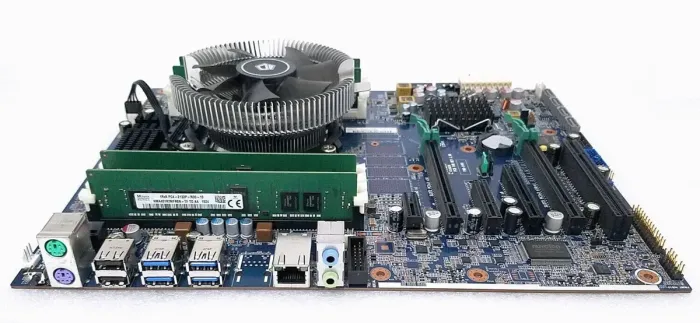 Комплект: Материнська плата HP Z440 / Intel Xeon E5-2618L v3 (8 (16) ядер по 2.3-3.4 GHz) (аналог i7-7700K) / 32 GB DDR4 / Socket LGA 2011 v3+v4 / NVMe boot + кулер ID-Cooling DK-01 NEW б/в - зображення 2