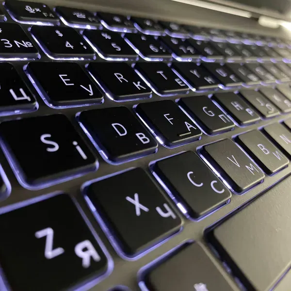 Ультрабук Dell Latitude 5530 / 15.6" (1920x1080) IPS / Intel Core i5-1245U (10 (12) ядер по 1.2 - 4.4 GHz) / 16 GB DDR4 / 256 GB SSD / Intel Iris Xe Graphics / WebCam / HDMI б/в - зображення 6