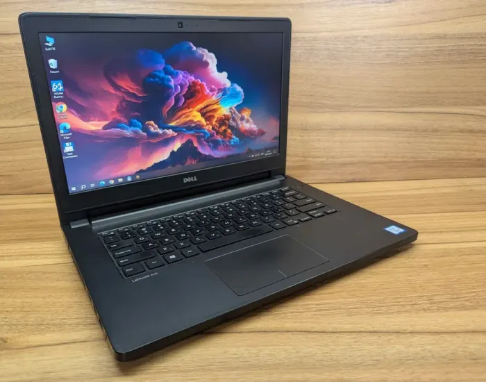 Ноутбук Dell Latitude 3470 / 14" (1366x768) TN / Intel Core i3-6100U (2 (4) ядра по 2.3 GHz) / 8 GB DDR3 / 240 GB SSD / Intel HD Graphics 520 / WebCam / VGA / Windows 10 б/в - зображення 4