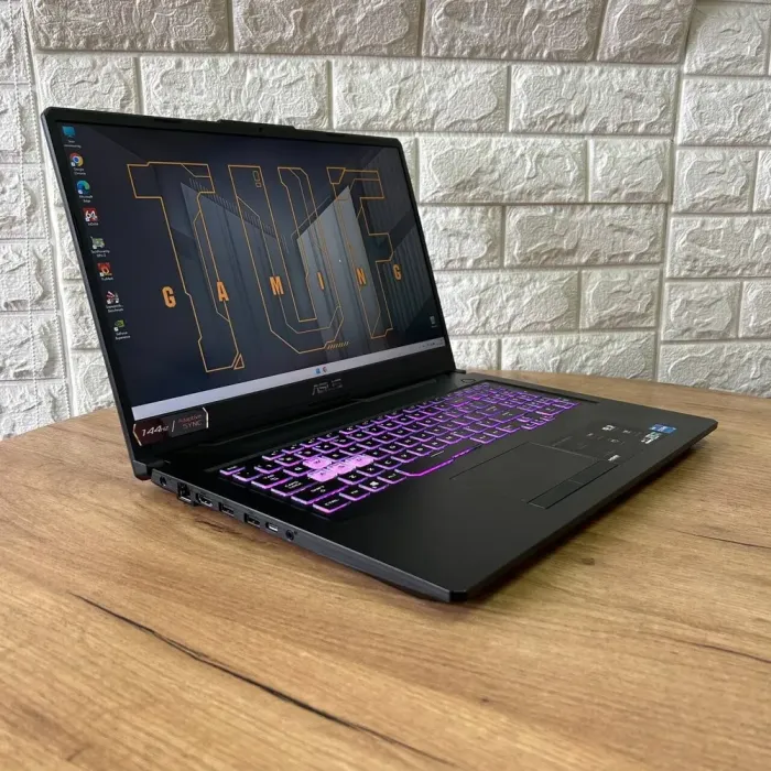 Ігровий ноутбук Asus TUF F17 FX706HE / 17.3" (1920x1080) IPS / Intel Core i5-11260H (6 (12) ядер по 2.6 - 4.4 GHz) / 16 GB DDR4 / 512 GB SSD / nVidia GeForce RTX 3050 Ti, 4 GB GDDR6, 128-bit / WebCam б/в - зображення 4