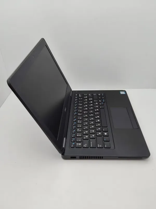 Нетбук Dell Latitude 12 E5270 / 12.5" (1366x768) TN / Intel Core i5-6300U (2 (4) ядра по 2.4 - 3.0 GHz) / 8 GB DDR4 / 120 GB SSD / Intel HD Graphics 520 / WebCam б/в - зображення 6