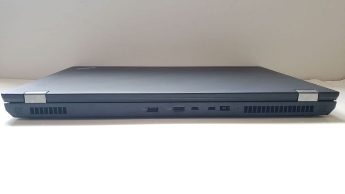 Мобільна робоча станція Lenovo ThinkPad P72 / 17.3" (1920x1080) IPS / Intel Core i7-8850H (6 (12) ядер по 2.6 - 4.3 GHz) / 32 GB DDR4 / 128 GB SSD + 512 GB SSD + 750 GB HDD / nVidia Quadro P2000, 4 GB GDDR5, 128-bit / WebCam б/в - зображення 6