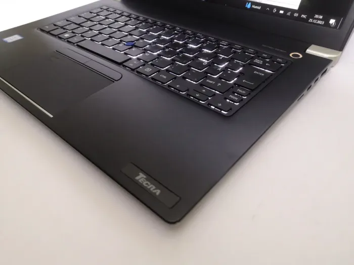 Ультрабук Toshiba Tecra X40-E / 14" (1920x1080) IPS Touch / Intel Core i5-8250U (4 (8) ядра по 1.6 - 3.4 GHz) / 8 GB DDR3 / 256 GB SSD / Intel UHD Graphics 620 / WebCam / Win 10 Pro б/в - зображення 18