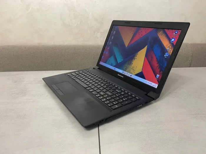 Ноутбук Lenovo B5400 / 15.6" (1366x768) TN / Intel Core i3-4000M (2 (4) ядра по 2.4 GHz) / 8 GB DDR3 / 120 GB SSD / nVidia GeForce GT 720M, 1 GB GDDR3, 64-bit / WebCam б/в - зображення 6