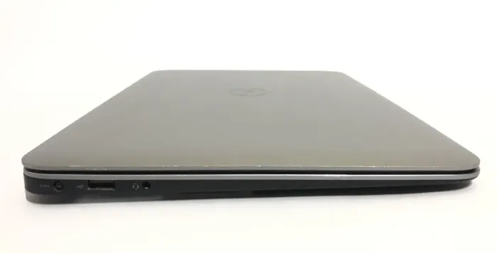 Ультрабук Б-клас Dell XPS 13 L321X / 13.3" (1366x768) TN / Intel Core i5-2467M (2 (4) ядра по 1.6 - 2.3 GHz) / 4 GB DDR3 / 256 GB SSD / Intel HD Graphics 3000 / WebCam б/в - зображення 4